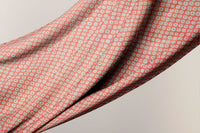 color-pink-dot